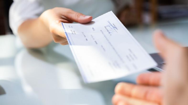 What Happens if You Don’t Pay Your Employees on Time?