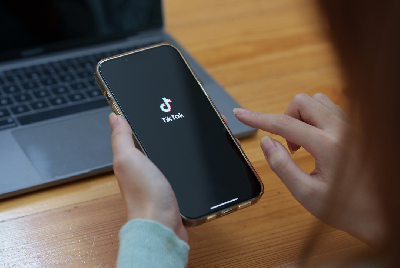 Cover image for Indonesia Bans E-commerce Sales on TikTok